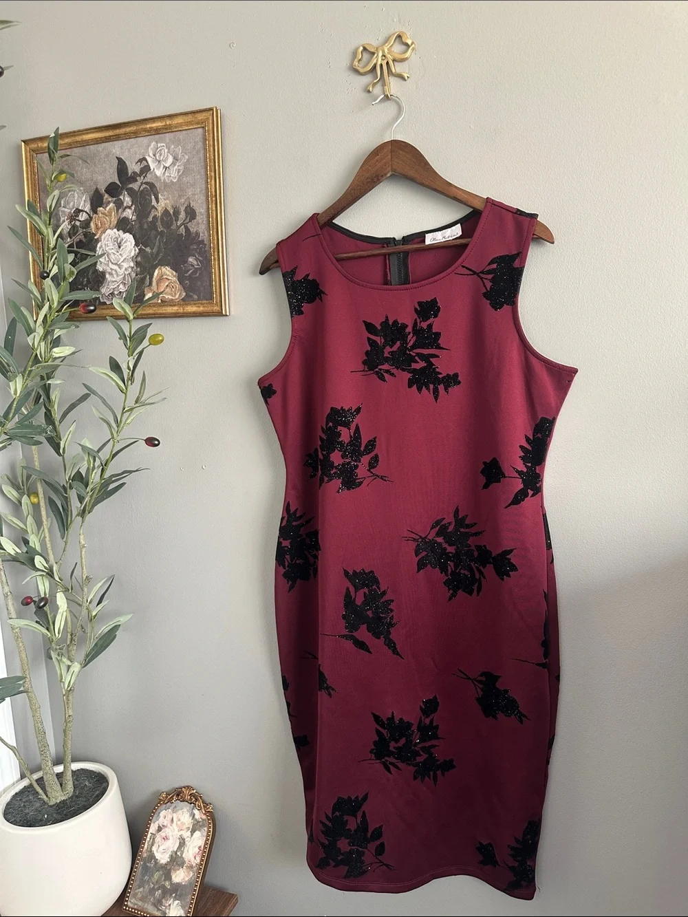 Olivia Matthews Burgundy Velvet Flocked Floral Sheath Dress L - Picture 3 of 10